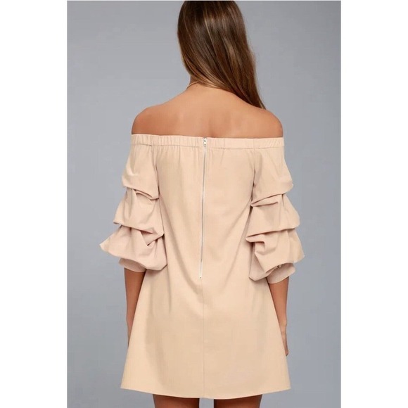 J.O.A. Kali Blush Pink Off-the-Shoulder Mini‎ Dress Size Small Bishop Sleeve - Picture 2 of 7